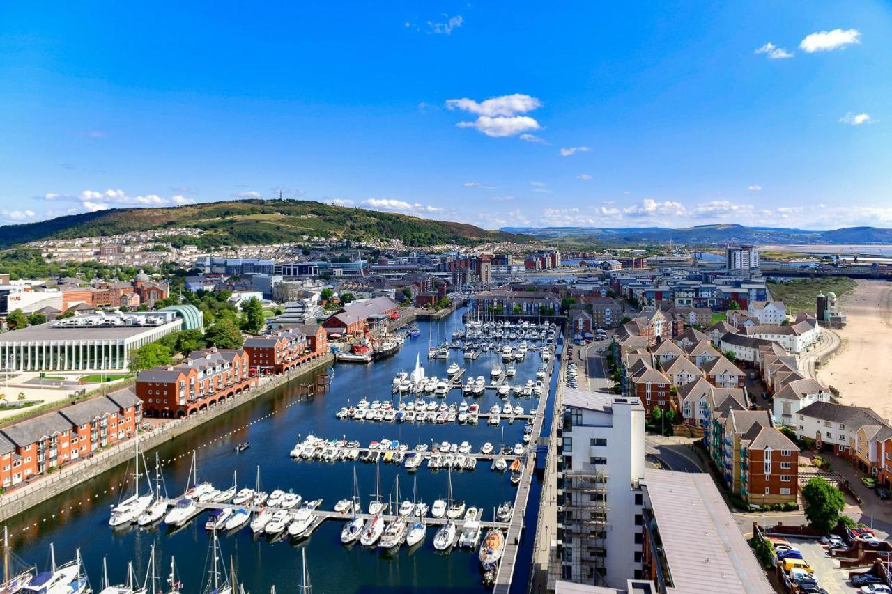 Just Stay Wales - Meridian Tower Marina & City View - 2 Bed Apartment Swansea Bagian luar foto